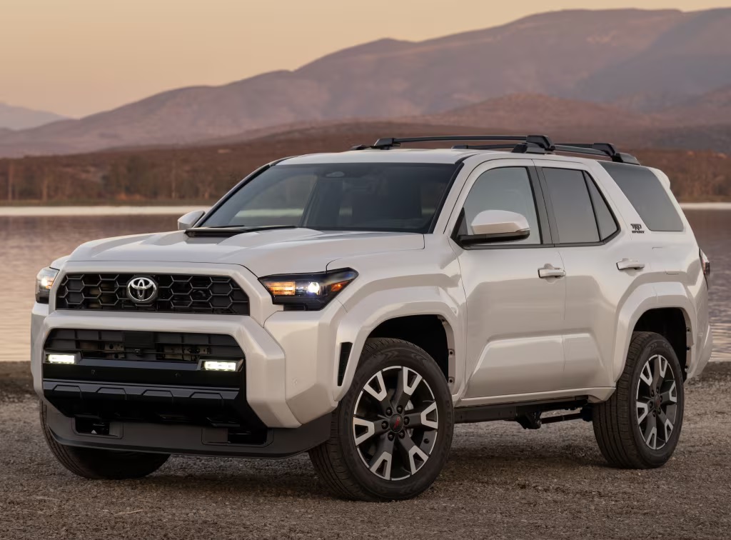 Amerikanci poludeli za Toyotama sa električnim motorima