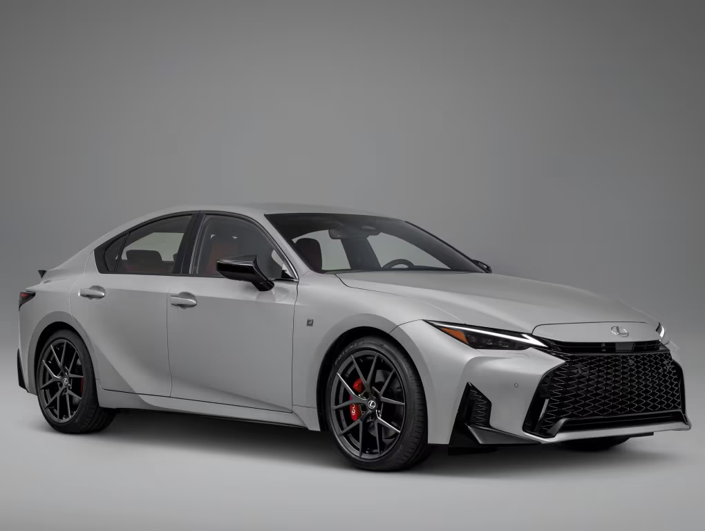 Lexus u Americi na još godinu dana odložio smrt IS-a