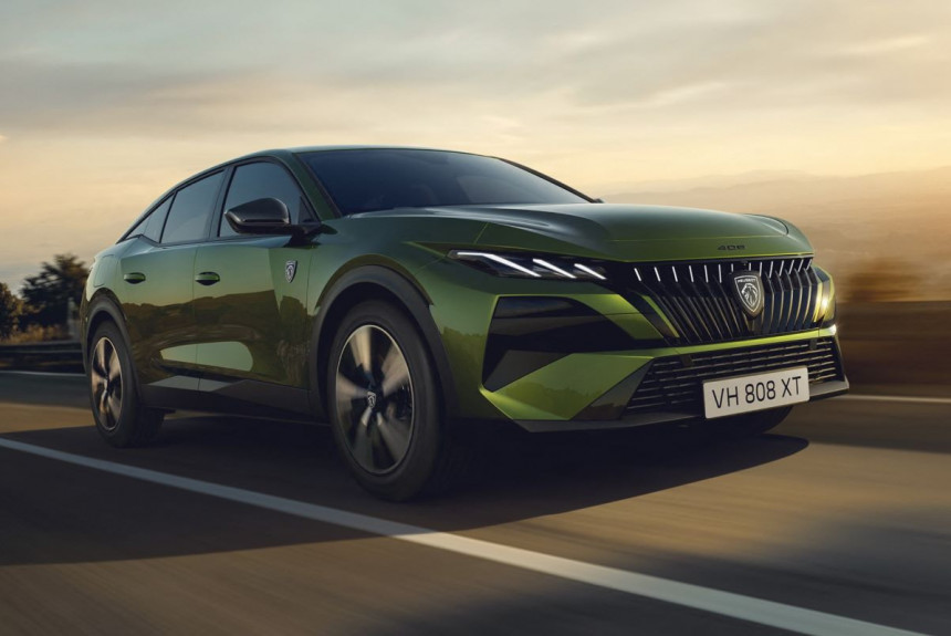 Predstavljen obnovljeni Peugeot 408