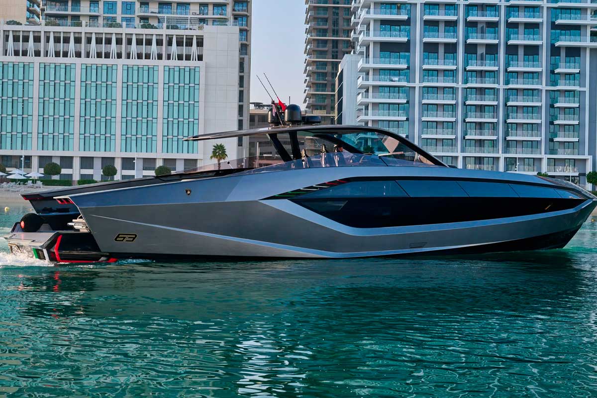 AR pijaca klasika: Retka jahta Lamborghini 63 s dva motora V12 od po 2.000 KS ide na aukciju!