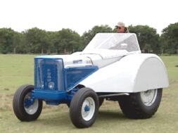 perfectly-restored-1963-ford-4000-grove-tractor-is-one-of-only-two-known-to-exist-263503_1