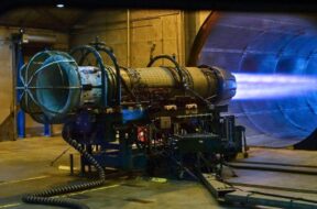 plasma-power-from-russia-could-send-astronauts-to-mars-in-30-days-scaled