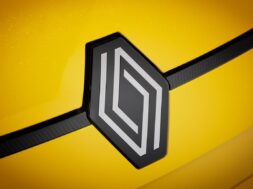 renault-R5-iconic-jaune-2024-014_1