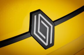 renault-R5-iconic-jaune-2024-014_1