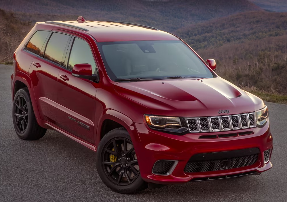 Glomazni motor Hellcat ponovo pod haubom Jeepovog Grand Cherokeeija?