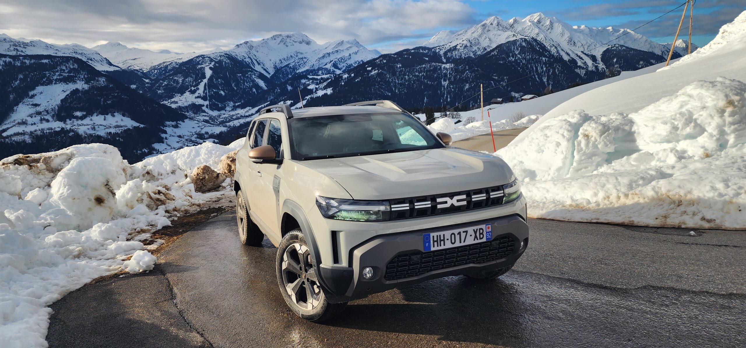 AR test: Dacia Duster Hybrid-G 150 4×4