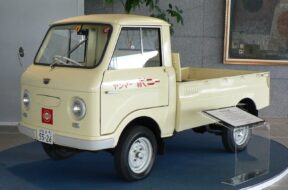 ponytruck