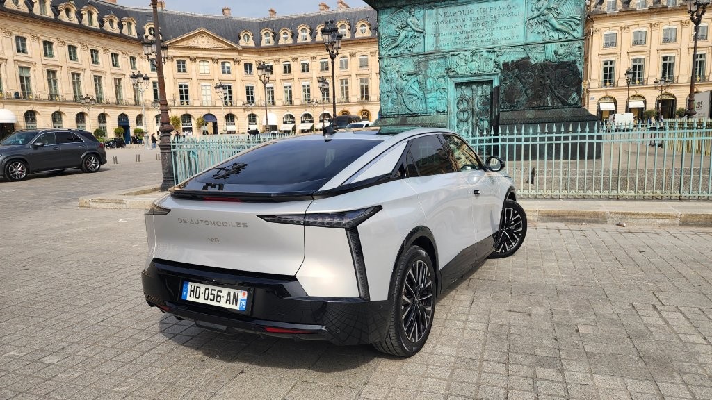 Pauze za punjenje električnog automobila mogu potencijalno dovesti do povećanja gojaznosti puka