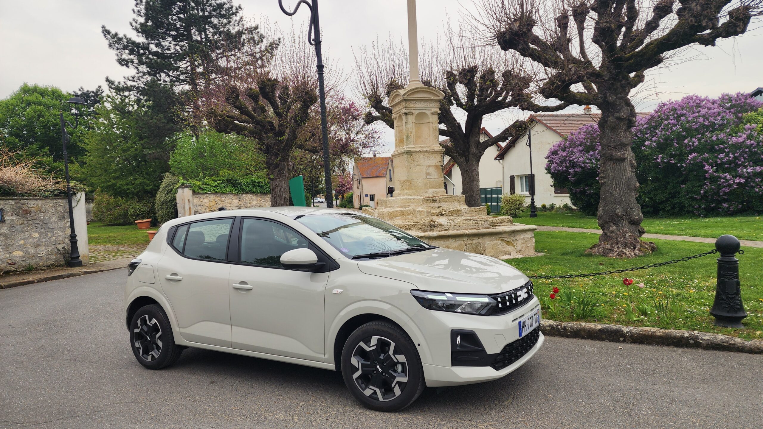 AR test: Dacia Sandero 1.2 Eco-G 120 Journey