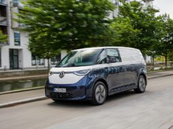 volkswagen-id-buzz-cargo-2022-011