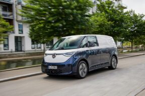 volkswagen-id-buzz-cargo-2022-011