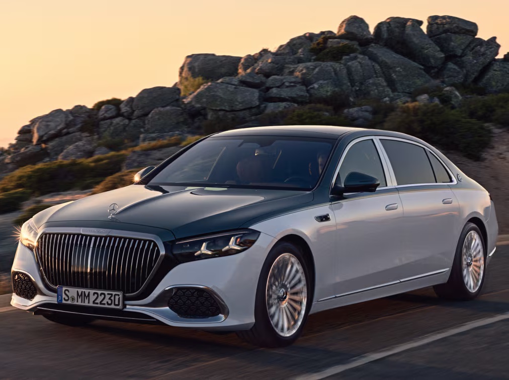 Mercedes-Maybach je zadržao V12 jer kupci tako zahtevaju