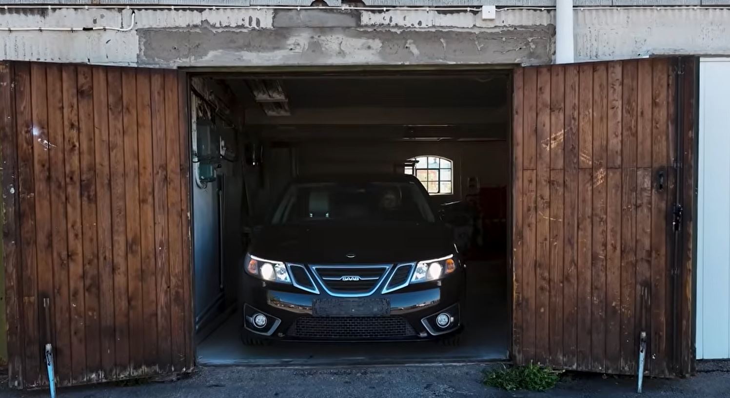 Poslednji Saabovi iz originalne fabrike pronašli vlasnike na aukciji (VIDEO)